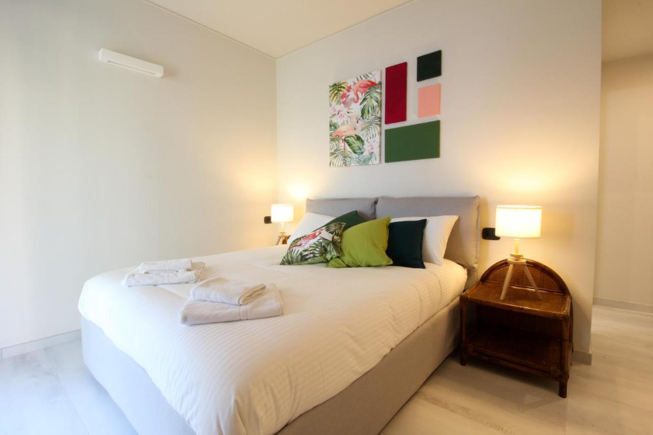 Apartamento Parrots & Palms Bordighera Exterior foto